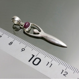 Pendentif Déesse en Argent et Rubis Vibrations Cristallines