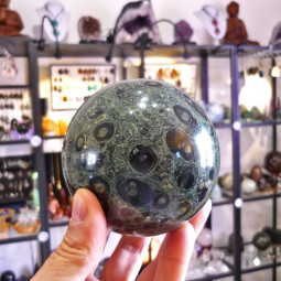 Sphère en Jaspe Kambaba