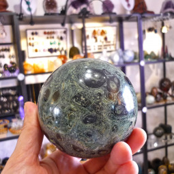 Sphère en Jaspe Kambaba