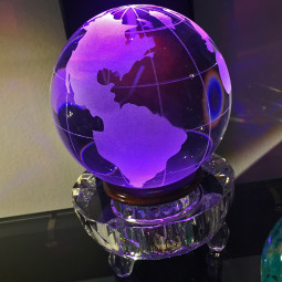 Boule de Cristal Map Monde