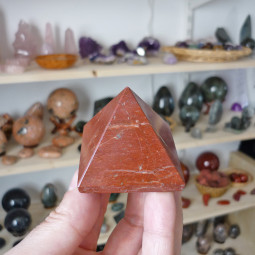 Pyramide en Jaspe Rouge