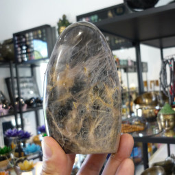 Forme libre en Pierre de Lune