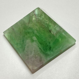 Pyramide en Fluorite Multicolore