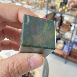 Cube en Jaspe Héliotrope