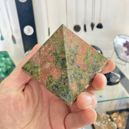 Pyramide en Unakite
