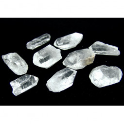 Lot de 4 Pointes Naturelles de Cristal de Roche