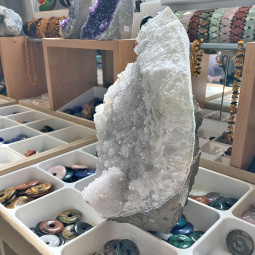 Druse de Quartz et Calcédoine Vibrations Cristallines