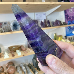 Obélisque en Fluorite Vibrations Cristallines