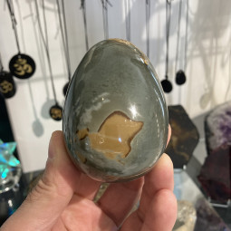 Oeuf en Jaspe Polychrome Vibrations Cristallines