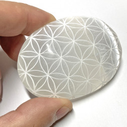 Galet Fleur de Vie en Sélénite Vibrations Cristallines