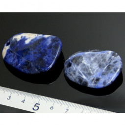 Pendentif Pétale en Sodalite Vibrations Cristallines