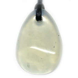 Pendentif Percé en Jade de Chine  Vibrations Cristallines