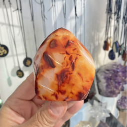 Forme libre en Cornaline Vibrations Cristallines