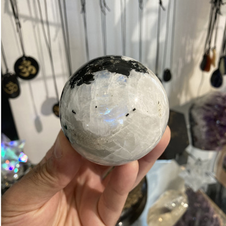 Sphère en Pierre de Lune Blanche