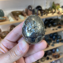Oeuf en Pyrite Vibrations Cristallines
