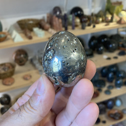Oeuf en Pyrite Vibrations Cristallines