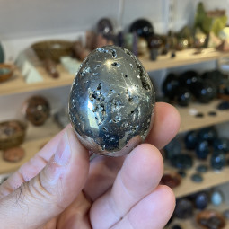 Oeuf en Pyrite Vibrations Cristallines