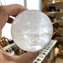 Sphère en Cristal de Roche - 655 Grammes