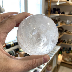 Sphère en Cristal de Roche - 655 Grammes