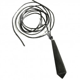 Pendentif en Shungite en Forme d'Obélisque