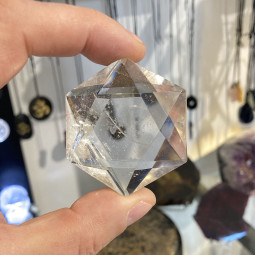 Hexagone en Cristal de Roche - 80 Grammes