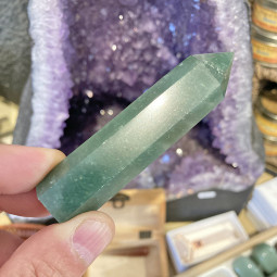 Pointe en Aventurine Verte - 8 cm