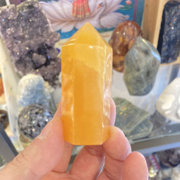 Pointe en Calcite Orange - 84 Grammes