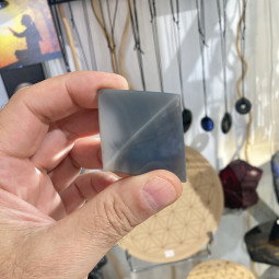 Pyramide en Agate