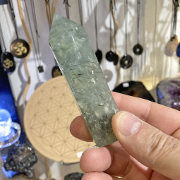 Pointe de Préhnite - 9 cm