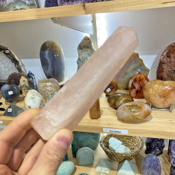 Obélisque en Quartz Rose - 15 cm