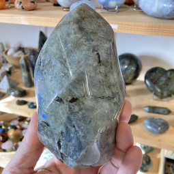 Forme libre en Labradorite - 1155 Grammes