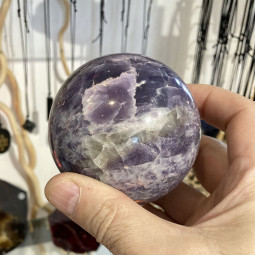 Sphère en Lépidolite Violette - 626 Grammes