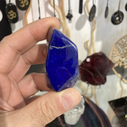 Petite Forme libre en Lapis-Lazuli - 90 Grammes