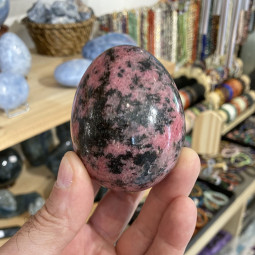 Oeuf en Rhodonite - 320 Grammes