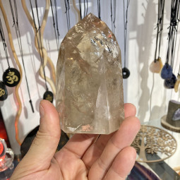 Pointe en Citrine Naturelle - 390 Grammes