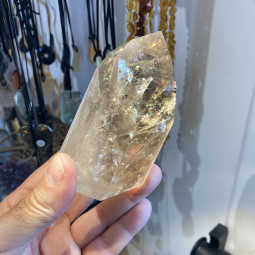 Pointe en Citrine Naturelle - 390 Grammes