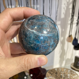 Sphère en Apatite Bleue - 435 Grammes