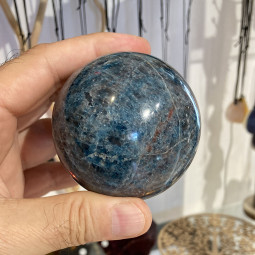 Sphère en Apatite Bleue - 435 Grammes