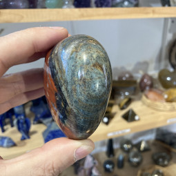 Coeur en Jaspe Rouge - 290 Grammes