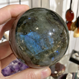 Sphère en Labradorite de 75 mm