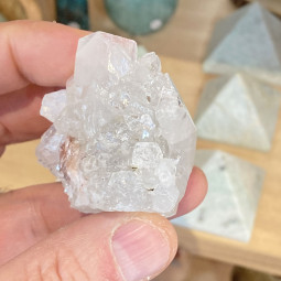 Druse d'Apophyllite de 94 Grammes