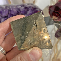 Pyramide en Pyrite - 260 Grammes