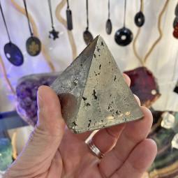 Pyramide en Pyrite - 280 Grammes