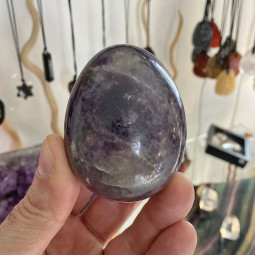 Oeuf en Lépidolite Violette - 230 Grammes