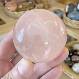 Sphère en Quartz Rose - 304 Grammes