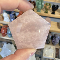 Pentagramme en Quartz Rose - 86 grammes