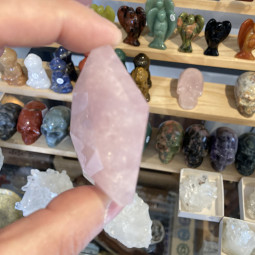 Pentagramme en Quartz Rose - 86 grammes