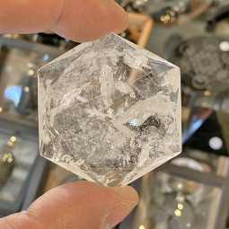 Hexagone en Cristal de Roche - 40 Grammes