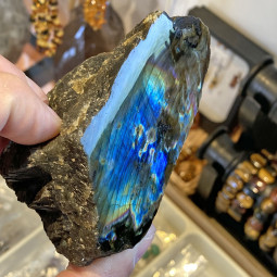 Forme libre en Labradorite Spectrolite - 295 Grammes