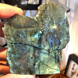 Forme libre en Labradorite - 178 Grammes
